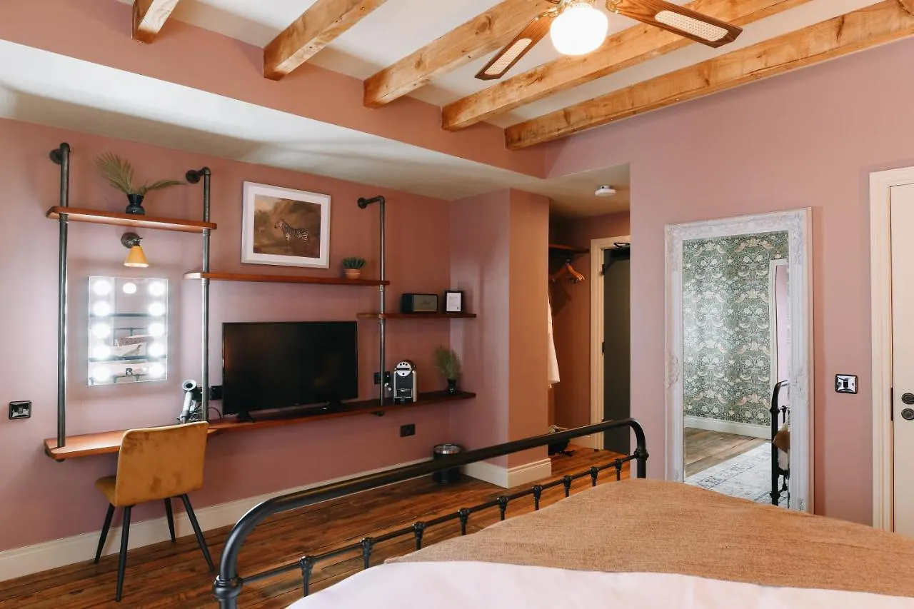 The Rabbit Hotel & Retreat Templepatrick