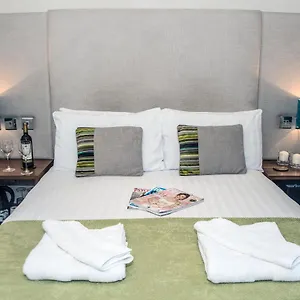  Apartamento Base Serviced - Road Reino Unido