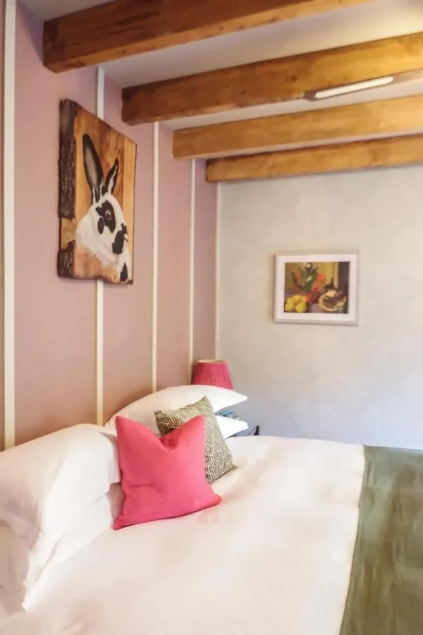 The Rabbit Hotel & Retreat Templepatrick